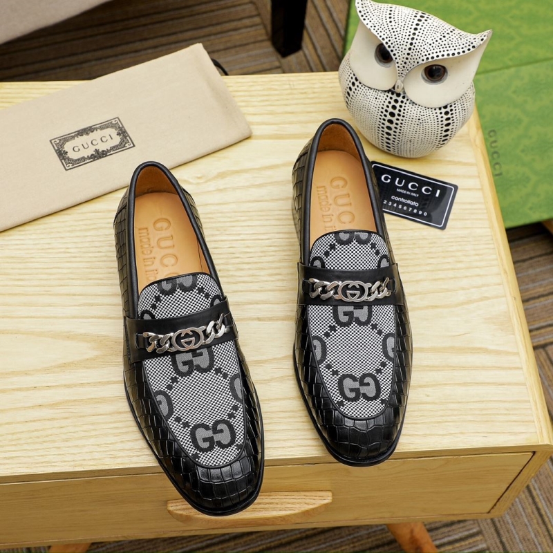 G*u*i leather shoes